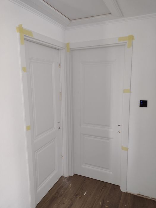 Montaj uși interior exterior.