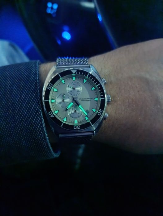 Jaqsue Lemeans соат сотилади