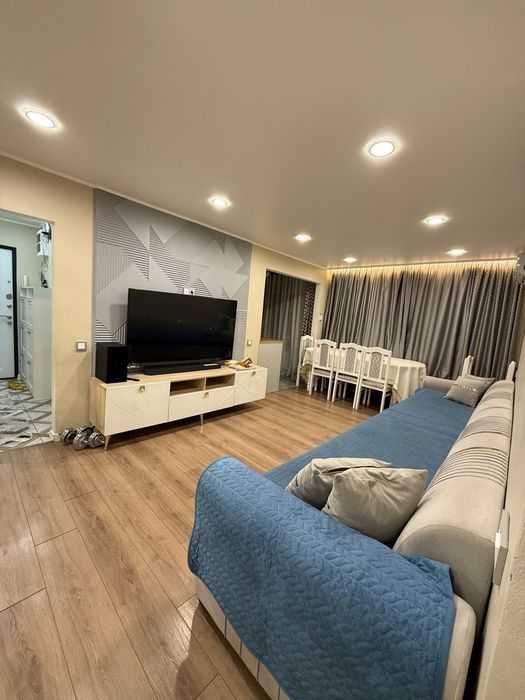 Диван новы для зала