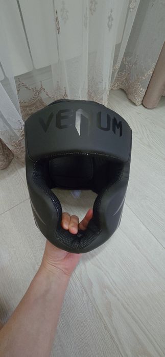 Шлем Venum для бокса ММА