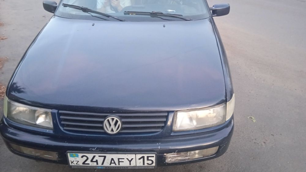 Автомобиль Фольксваген Пассат б4