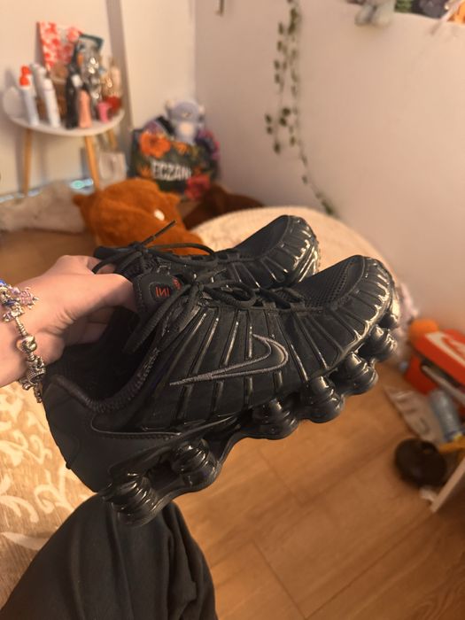 Обувки Nike Shox
