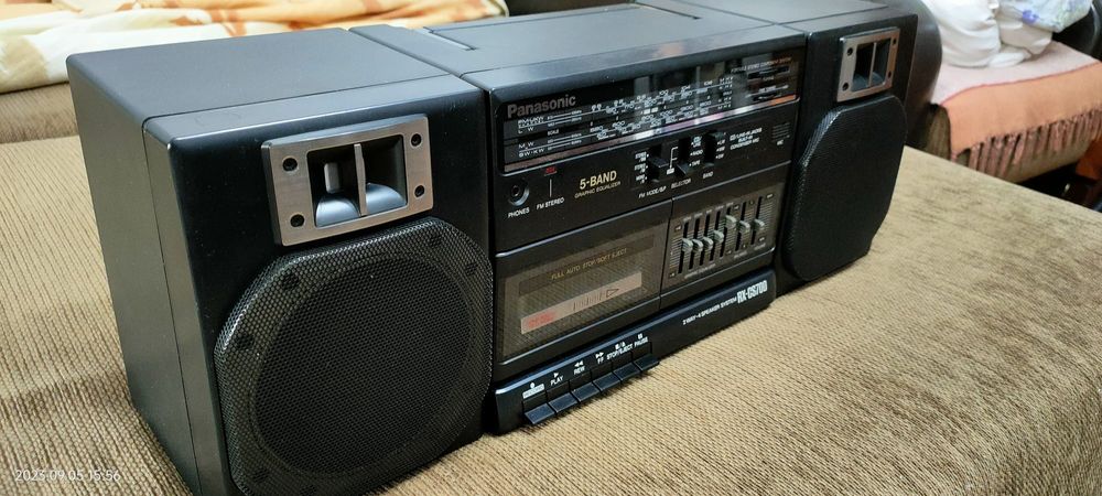 Radiocasetofon boombox Panasonic RX-CS700 impecabil