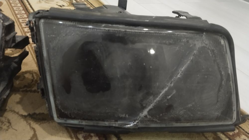 Ауди 100 с 4 фара би лэд