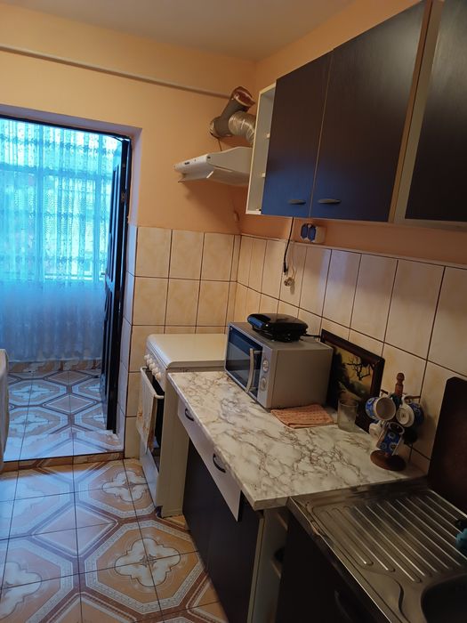 Apartament 2 camere  de închiriat