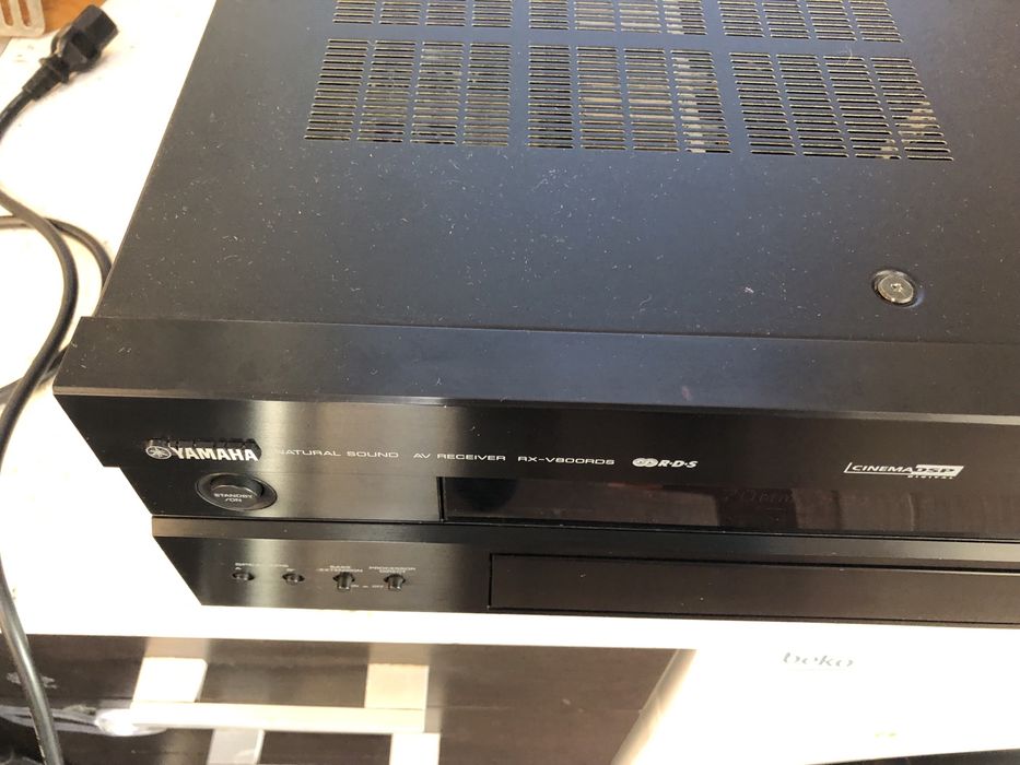 Yamaha RX-V800rds