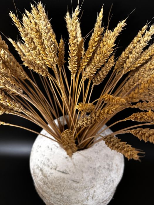 Продам дизайнерскую вазу