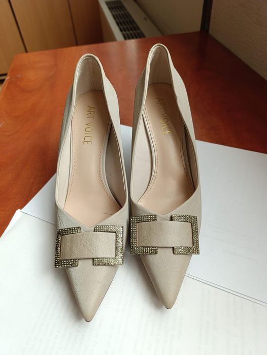 Продается  туфли