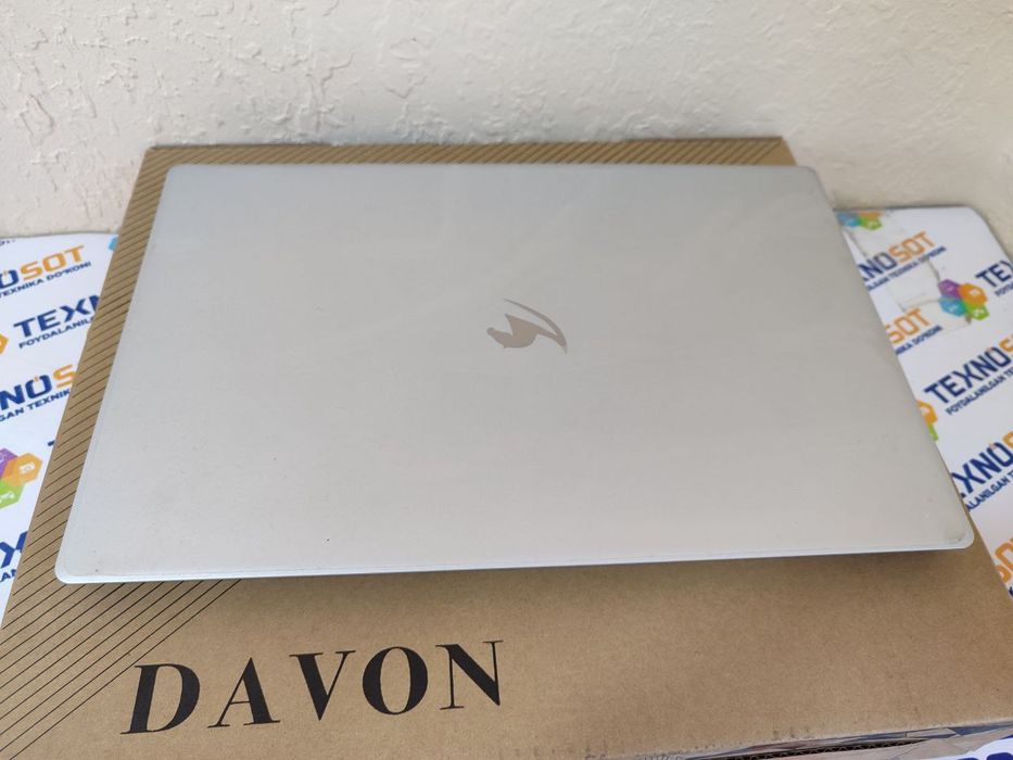 Продается ноутбук DAVON