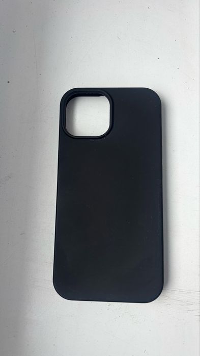 Huse noi iPhone 15