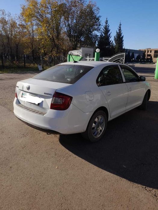 Автомобиль Skoda