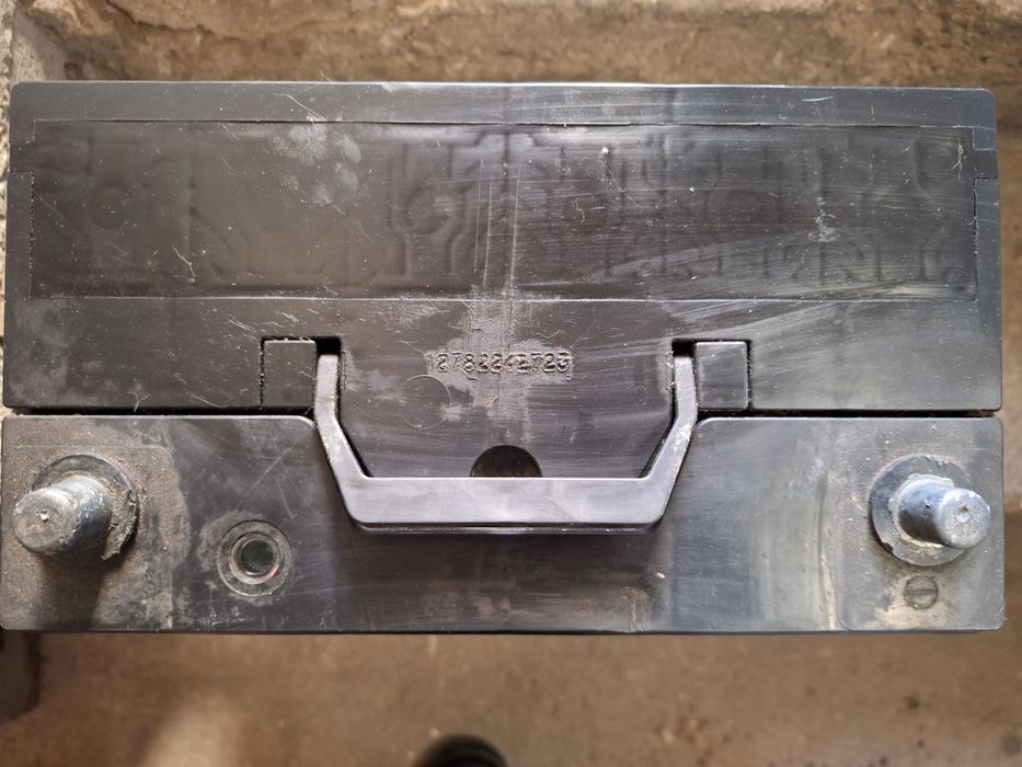 Baterie auto 100ah-730A