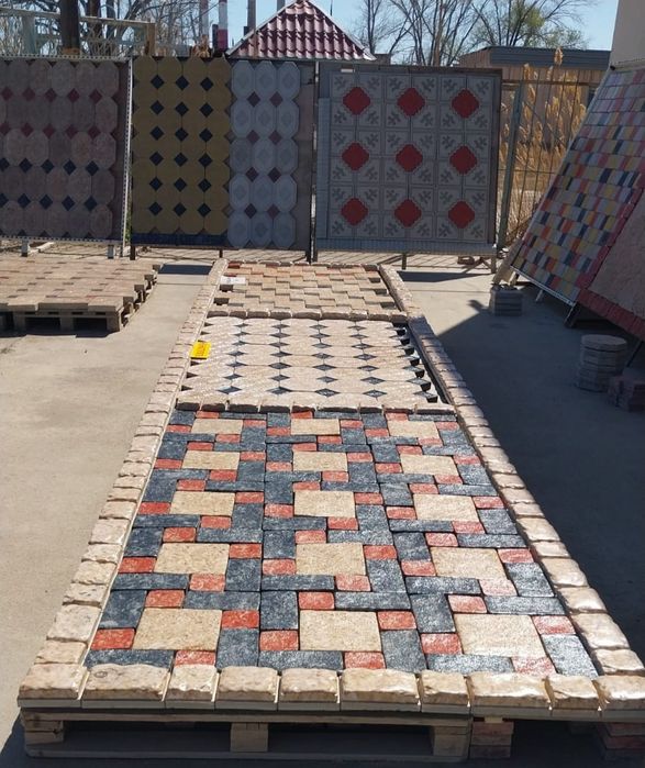 Брусчатка , Водосток , Бордюр
