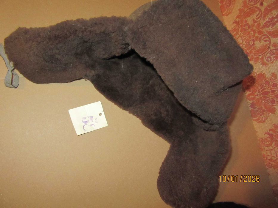 Стар милиционерски шинел , ушанка