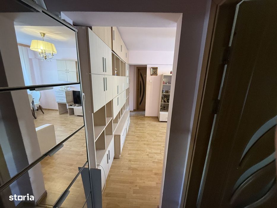 Apartament 2 camere zona Piata Ovidiu