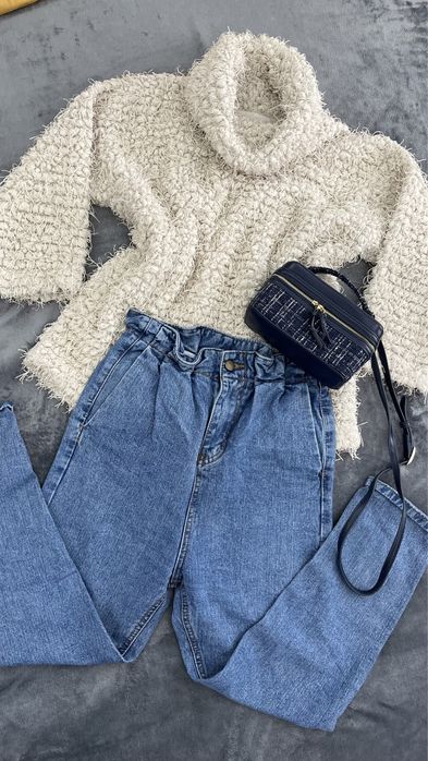 Дънки с висока талия и широк крачол mom djeans