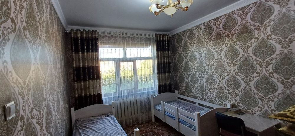 Продаю 3 комнатная квартира 10 микрорайон