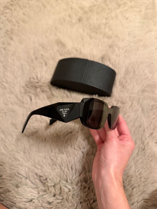 Оригинални очила Prada