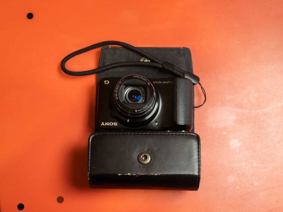Sony Cyber-shot DSC-HX10V