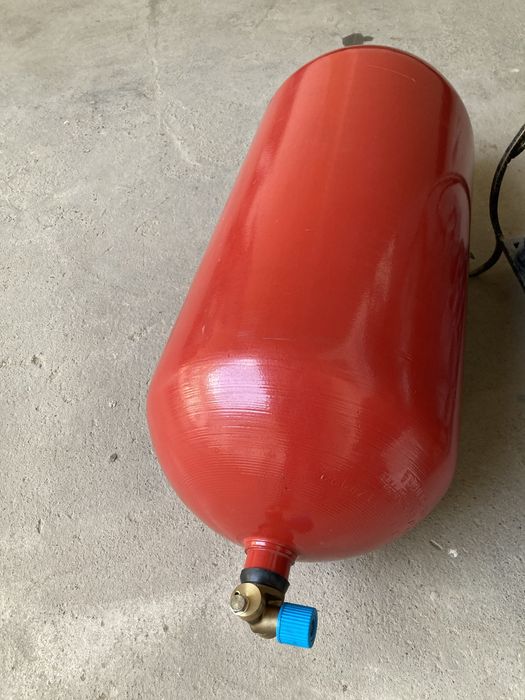 Gaz balon 65 tali yengi xolatda