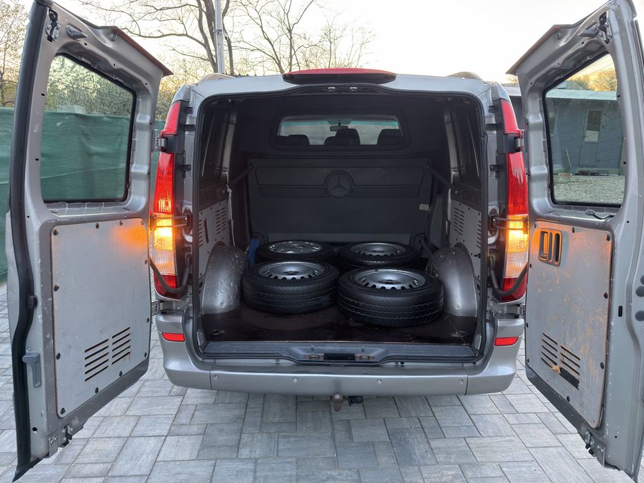 Mercedes-Benz Vito - 115CDI - Executive - 6 locuri - Senzori parcare - 150 CP - 2.2 CDI