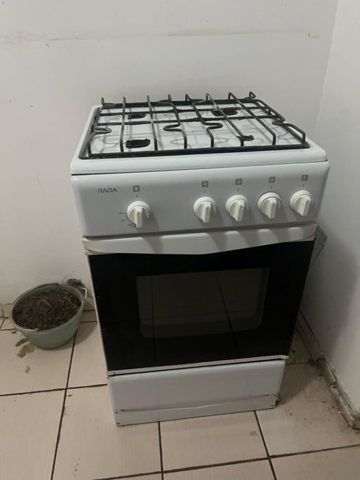 Продам газ плиту
