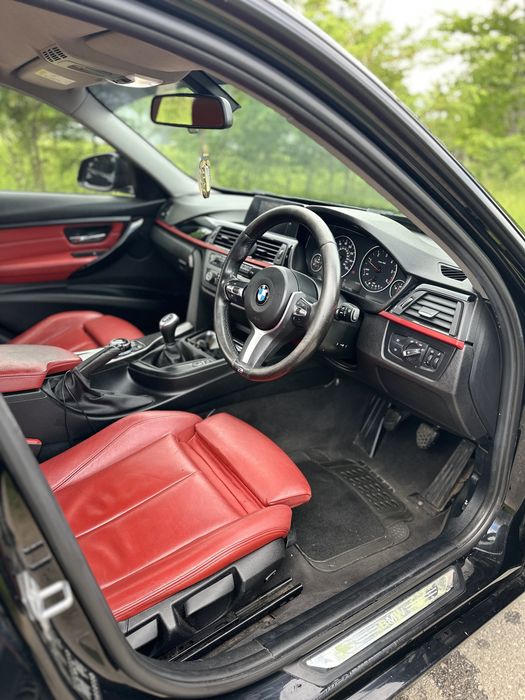 Bmw f30 volan dreapta inscris in romania fiscal pe loc