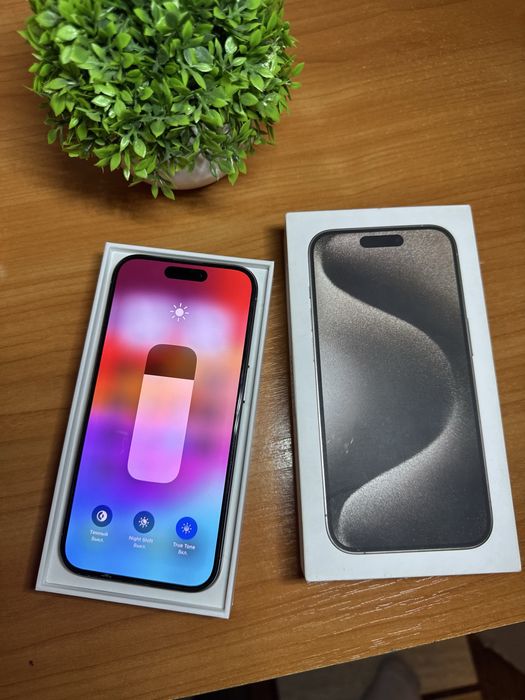 iPhone 15 Pro 256GB.85%.В Идеале! 10/10.