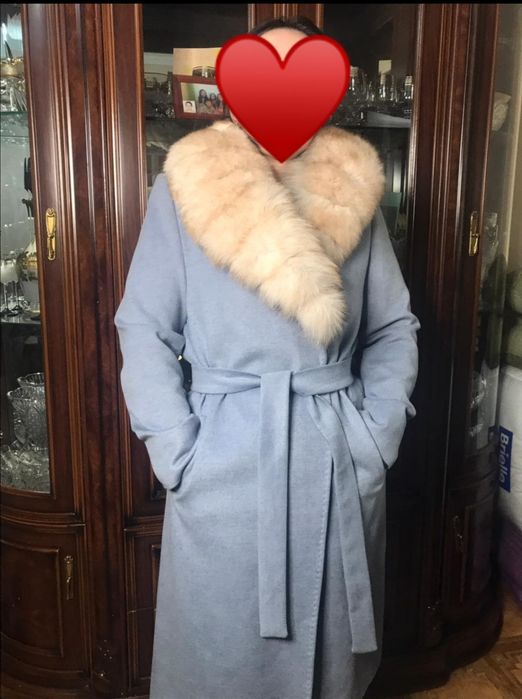 Продам пальто красивое