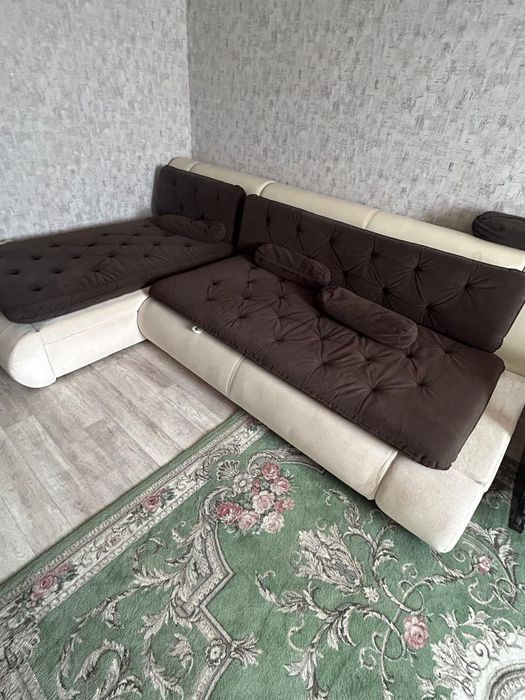 Продам диван угловой