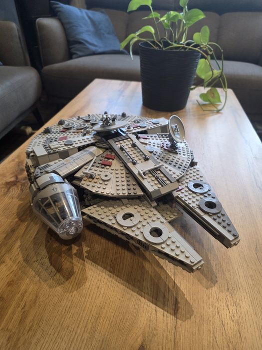 LEGO Star Wars 75394 и 75257