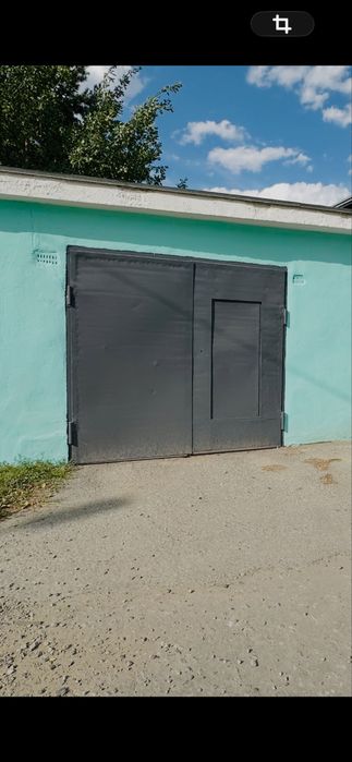 Продам ворота гаражные
