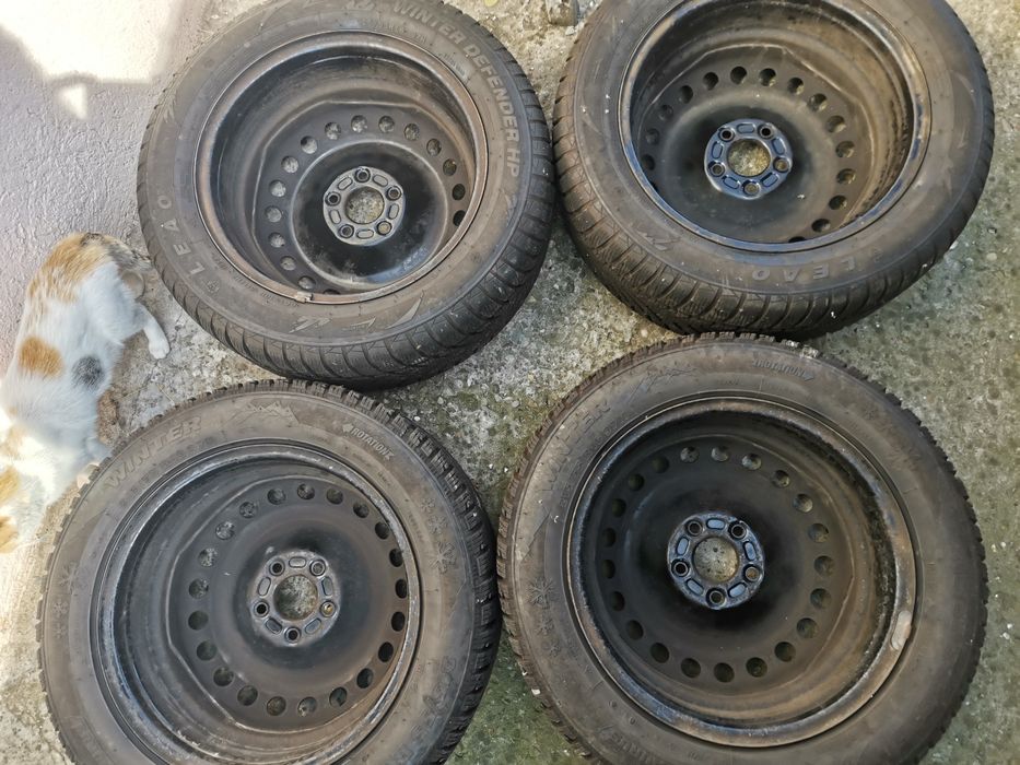 Genți cu anvelope bune ford R16