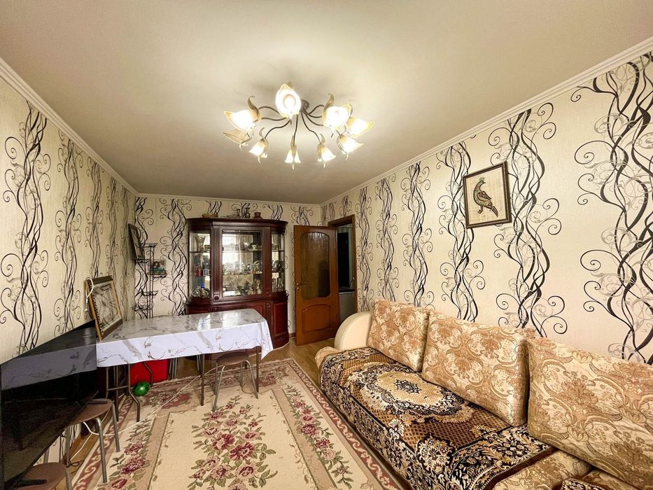 3 комн.квартиру, 62 кв.м., в Медеуском районе, продаю