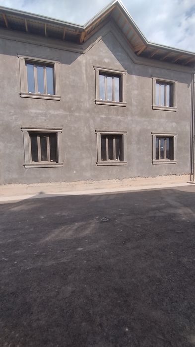 Дурмон Элитный проект асосида курилган 6 хона 2.8 сотикли евро коттедж