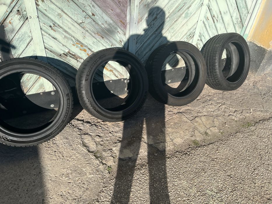 Гуми 225/45/17 мишелин пилот спорт 5