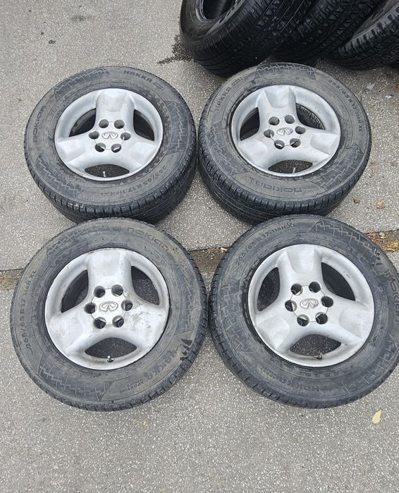 Диски с резиной 265 65 r17 от Infiniti QX4 разболтовка 6×139.7