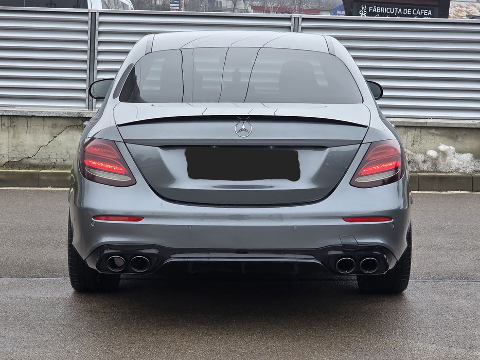 Mercedes E400cdi 4matic 2019  paket AMG impecabil