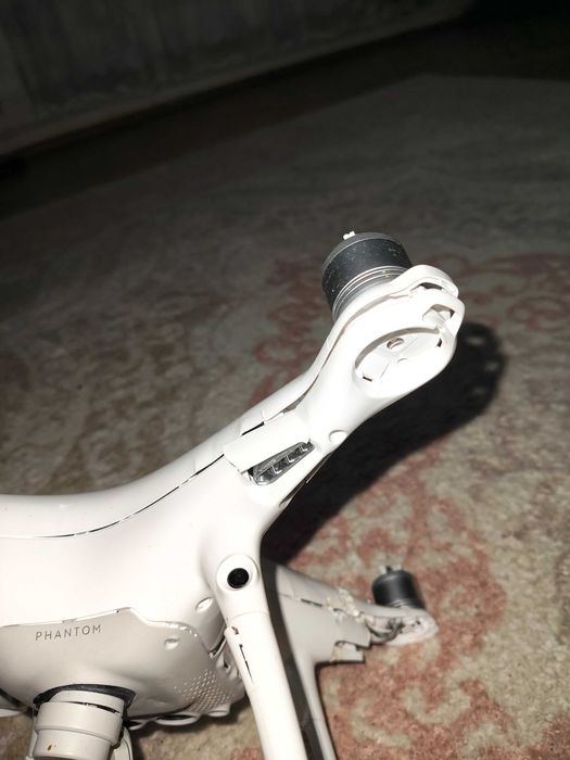 Vand drona DJI phantom 4 pro v2