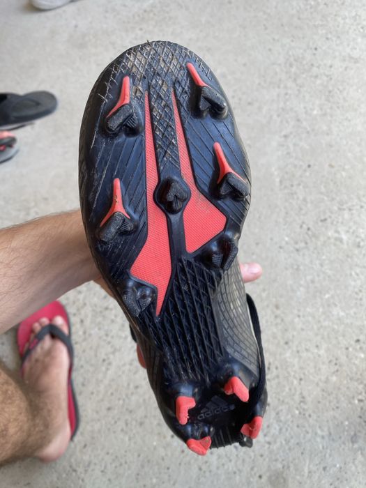 Ghete fotbal adidas marimea 42