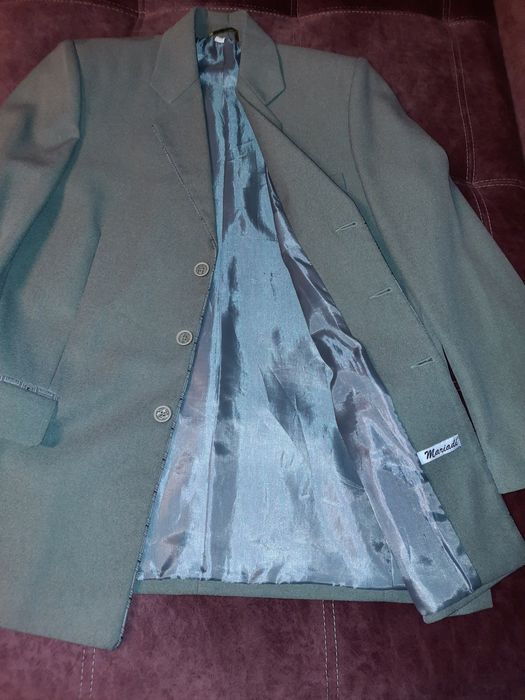 Costum barbatesc kaki deschis  marime 48