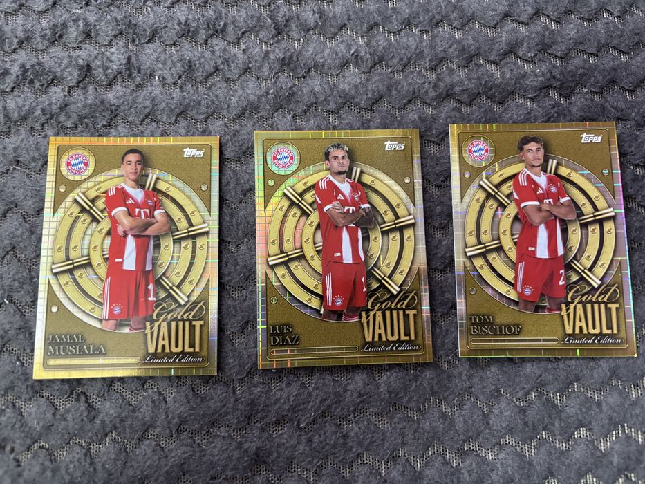 Продавам Topps сетове Барселона и Байерн