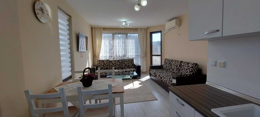 Дава се под наем Тристаен апартамент в Бургас, Изгрев - 90 кв.м за 331.5 € - Снимка #10