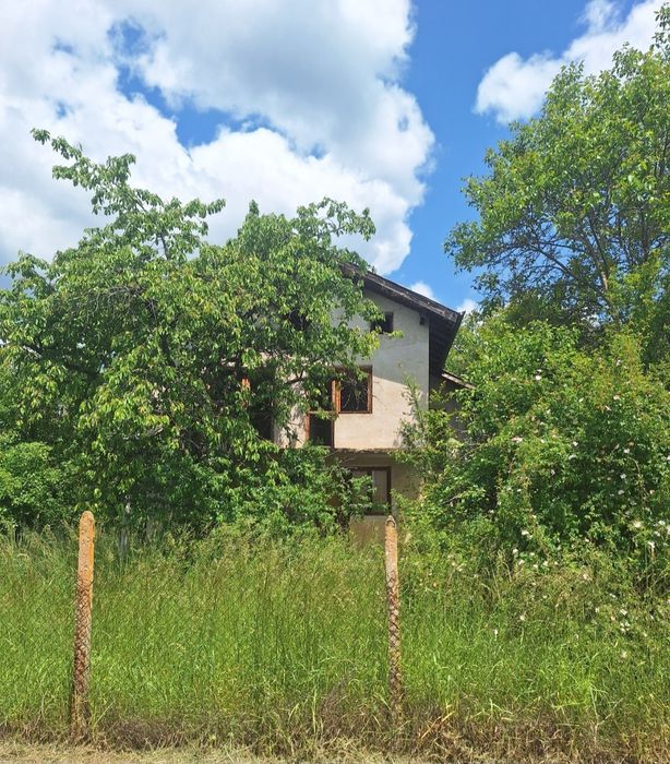 Продава се Къща в с. Кошарево, Област Перник - 120 кв.м за 553 €/кв.м - Снимка #1