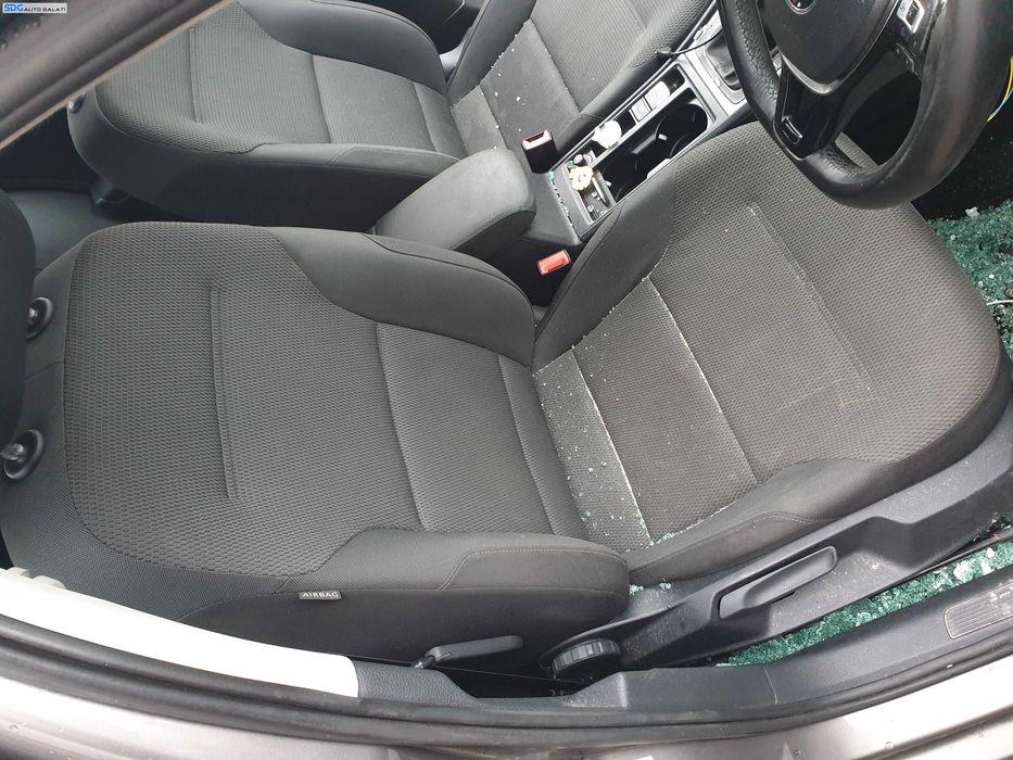Interior Textil Scaun Scaune Stanga Dreapta Fata cu Incalzire Bancheta Spate cu Sezut si Spatar Volkswagen Golf 7 2013 - 2017 [K9912]