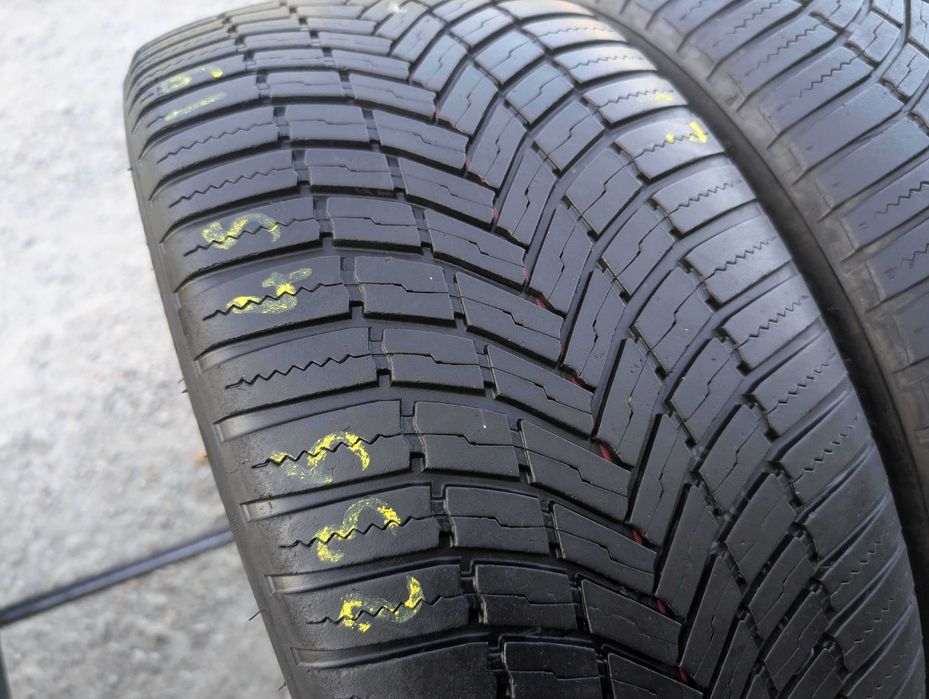 235/45 R19 • All Season • Bridgestone WeatherControl A005 99W | 2 buc | Pret/buc