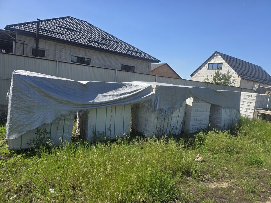 Газа блок и дерево