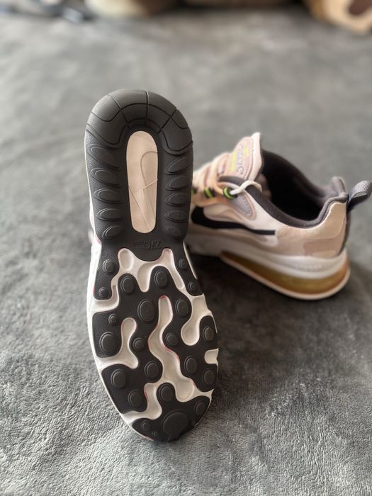 Дамски маратонки Nike Air 70 react