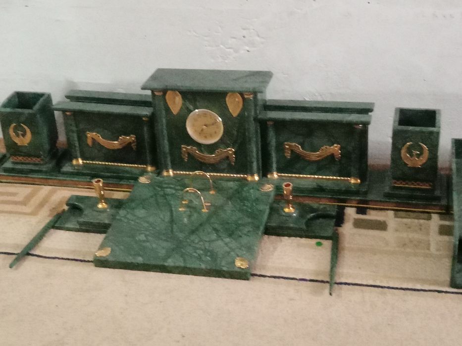 На столный набор для руководителя из натурального камня ручной работа