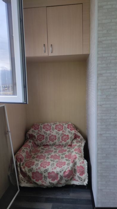 Сдам квартиру снмейной паре